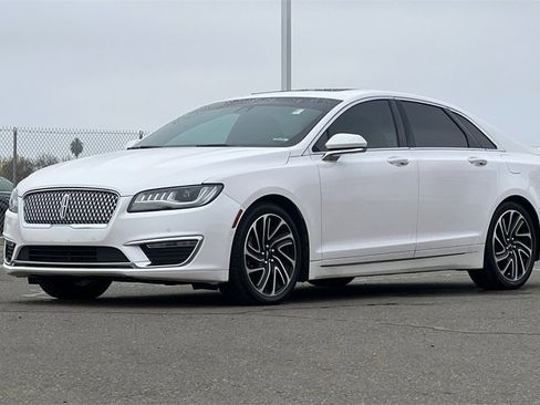 Used 2020 Lincoln MKZ Reserve image 10