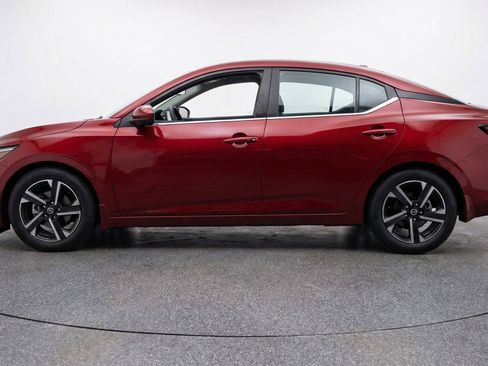 Used 2025 Nissan Sentra SV image 5