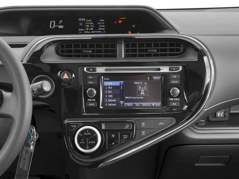 Used 2018 Toyota Prius C One w/ Carpet Mat Package FWD image 10
