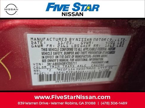 Used 2024 Nissan Sentra SR FWD image 17