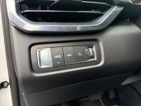 Used 2024 GMC Acadia AT4 w/ Super Cruise Package image 18