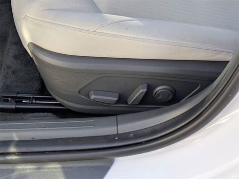 Used 2025 Hyundai Sonata SEL image 16
