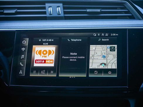 Certified 2023 Audi e-tron S Prestige w/ Prestige Package image 14