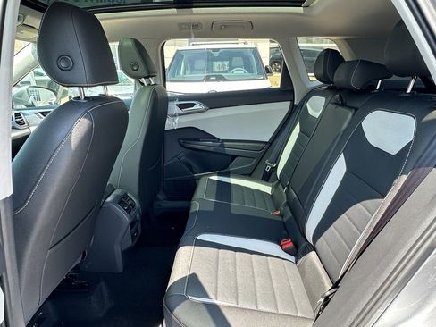 New 2025 Volkswagen Taos SEL AWD/4WD image 7