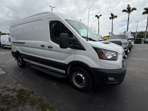 Used 2020 Ford Transit 250 Medium Roof image 8