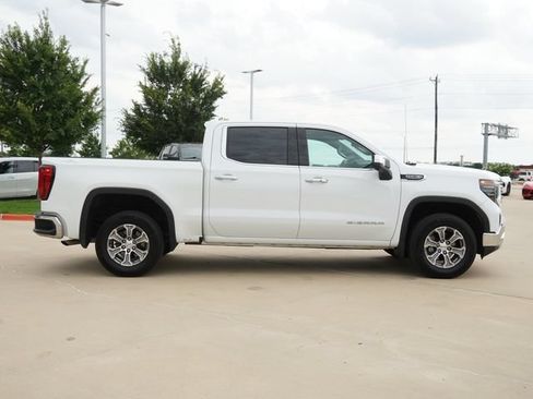 Used 2025 GMC Sierra 1500 SLT AWD/4WD image 10