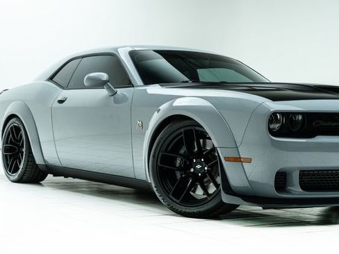 Used 2022 Dodge Challenger R/T Scat Pack image 3