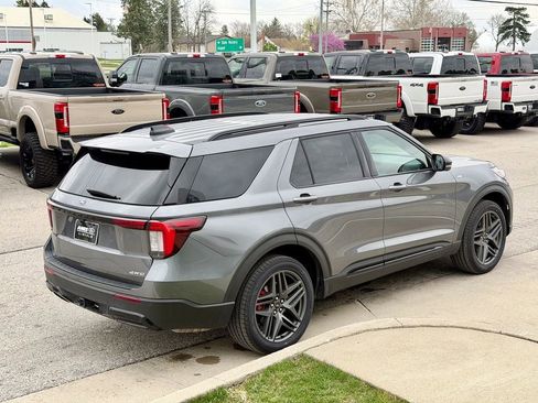 Certified 2025 Ford Explorer ST-Line w/ ST-Line Street Pack AWD/4WD image 6