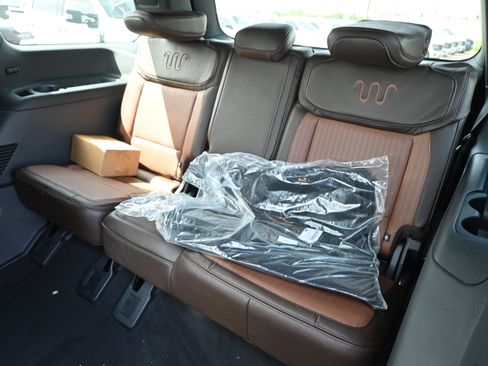 New 2027 Ford Expedition King Ranch RWD image 37
