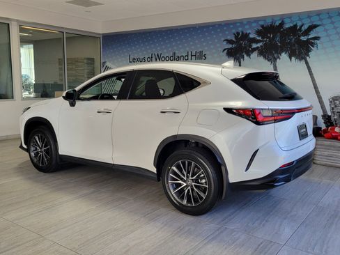 Certified 2024 Lexus NX 250 FWD w/ Premium Package image 3