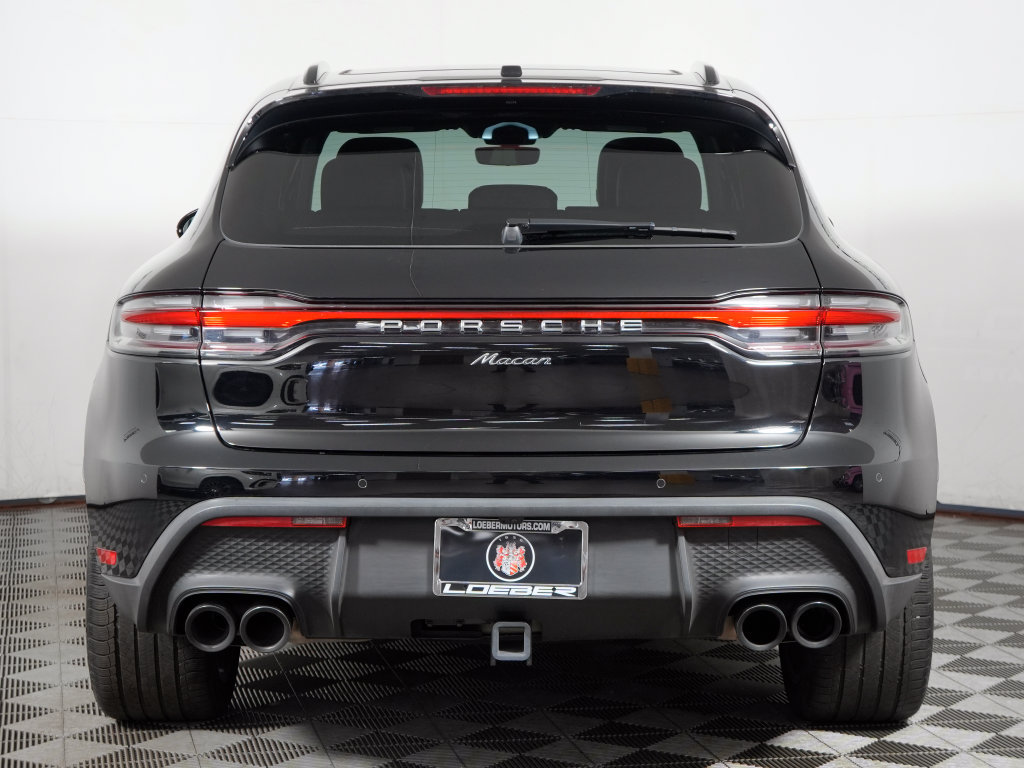 Certified 2025 Porsche Macan w/ Premium Package Plus AWD/4WD image 6