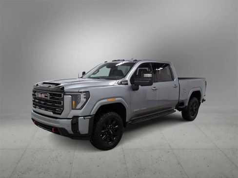 Used 2026 GMC Sierra 2500 AT4 w/ AT4 Premium Plus Package image 4