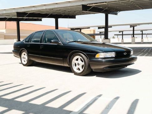 Used 1996 Chevrolet Impala SS image 10