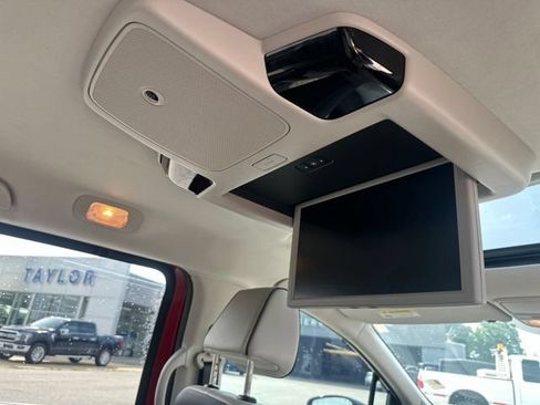 Used 2025 Honda Odyssey Elite image 14