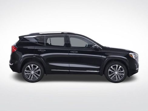 Certified 2019 GMC Terrain Denali w/ Driver Alert Package II AWD/4WD image 9