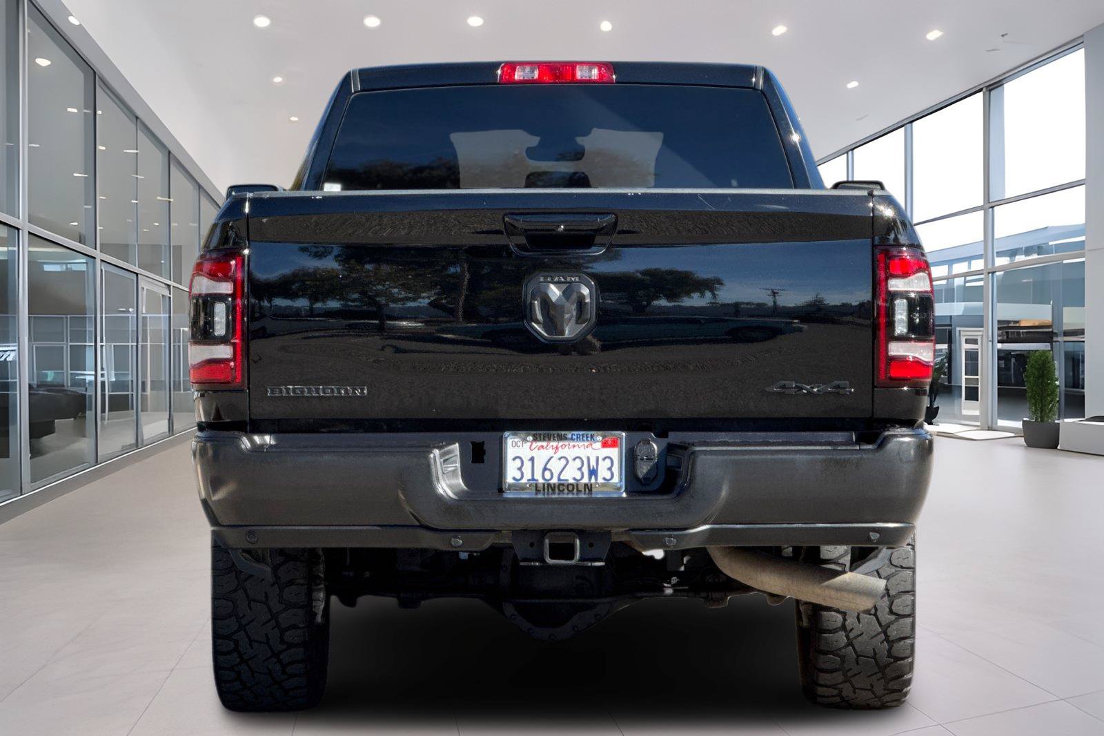 Used 2023 RAM 2500 Big Horn w/ Night Edition AWD/4WD image 5