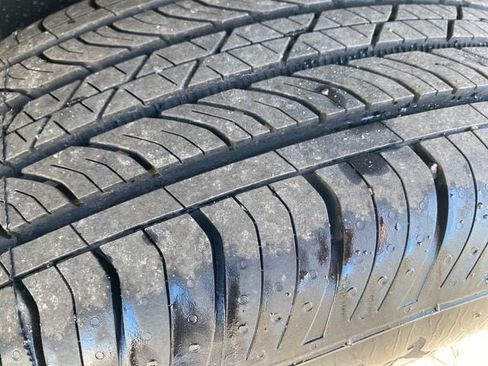 New 2025 Ford Maverick XLT image 18