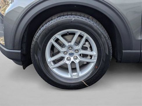 New 2026 Ford Explorer Active image 9