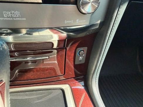 Used 2015 Lexus LX 570 4WD image 41