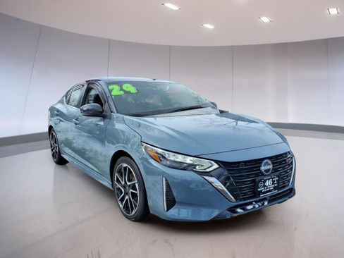 Used 2024 Nissan Sentra SR image 1