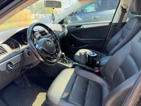 Used 2015 Volkswagen Jetta SE FWD image 8