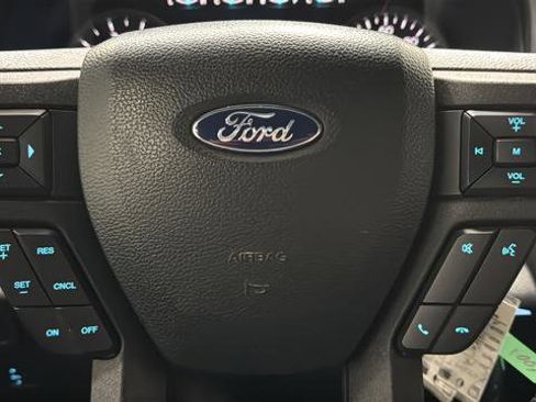 Used 2019 Ford F150 XLT w/ Equipment Group 302A Luxury AWD/4WD image 15