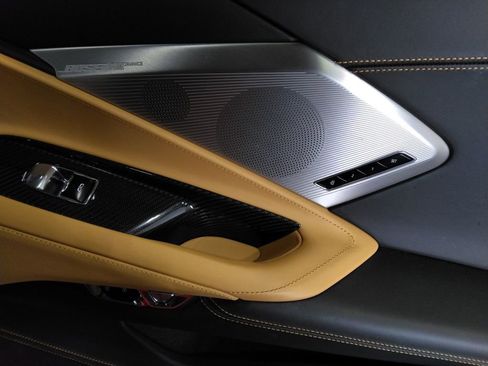 Used 2020 Chevrolet Corvette Stingray Premium Cpe w/ 3LT image 33