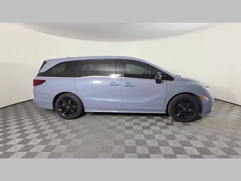 Used 2023 Honda Odyssey Sport image 32