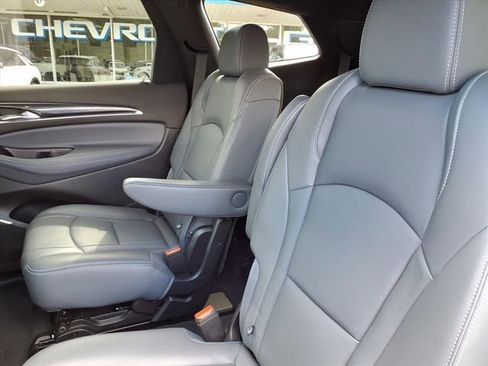 Used 2022 Buick Enclave Essence w/ Experience Buick Package image 22