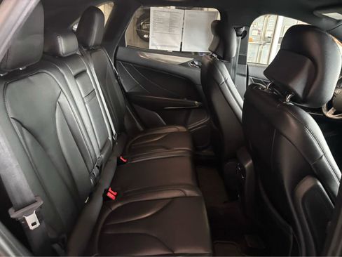 Used 2017 Lincoln MKC Premiere FWD image 54