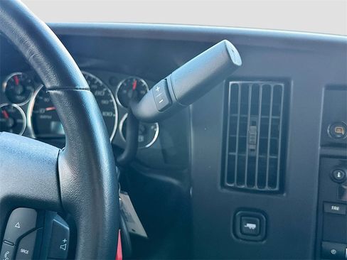 Used 2023 Chevrolet Express 2500 w/ Driver Convenience Package image 15