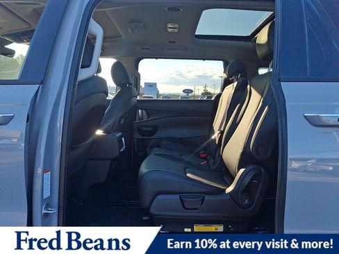 New 2027 Kia Carnival SX FWD image 7