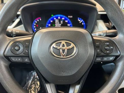 Certified 2022 Toyota Corolla LE FWD image 23