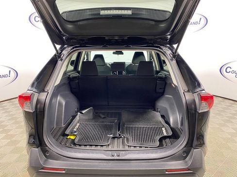 Used 2019 Toyota RAV4 LE w/ All Weather Liner Package AWD/4WD image 6