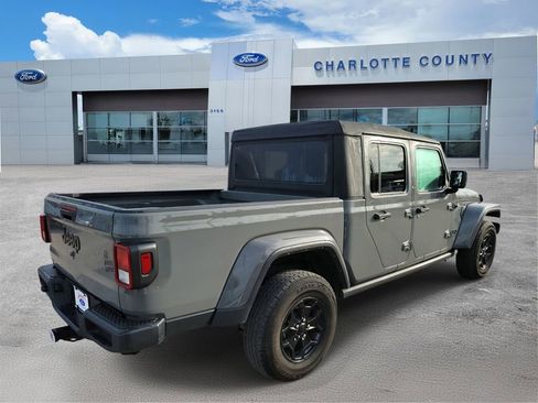 Used 2022 Jeep Gladiator Sport AWD/4WD image 5