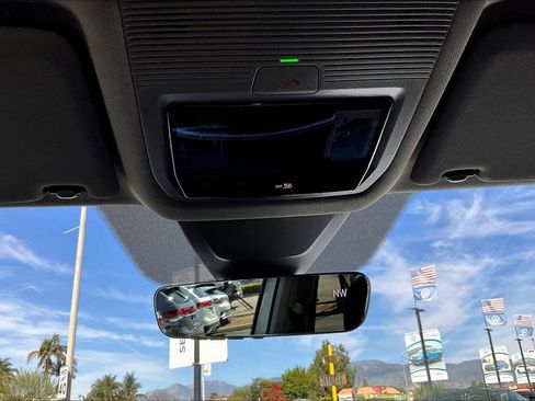 New 2026 Volkswagen Atlas SE image 14