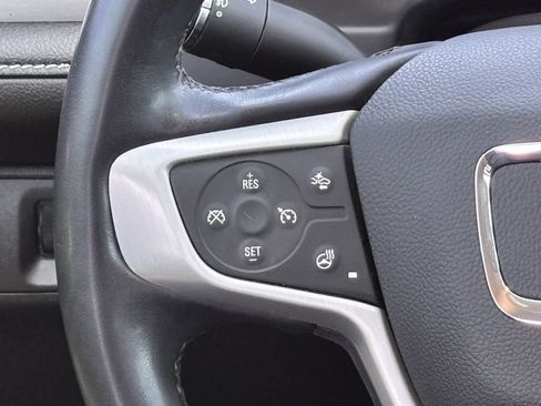 Used 2023 GMC Acadia SLT w/ Elevation Edition FWD image 11