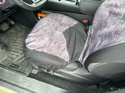 Used 2022 Nissan Pathfinder SV image 7