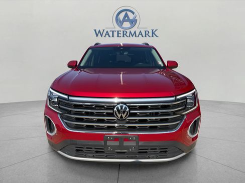 Used 2024 Volkswagen Atlas SE w/ Black Wheel Package FWD image 8