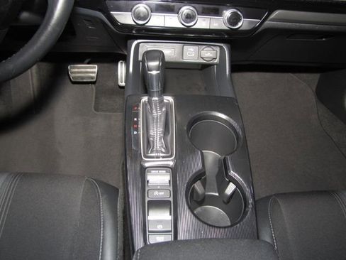 Certified 2024 Honda Civic Sport image 15