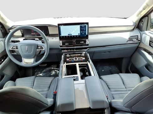 Used 2024 Lincoln Navigator L Black Label AWD/4WD image 33