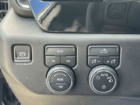 Used 2026 Chevrolet Silverado 1500 LT image 19