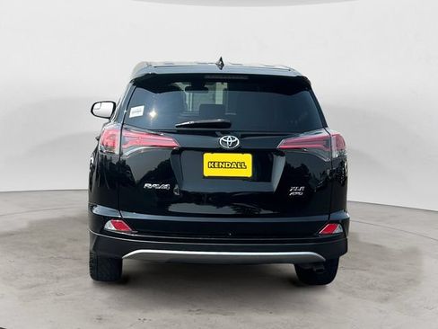 Used 2017 Toyota RAV4 XLE w/ Carpet Mat Package AWD/4WD image 6