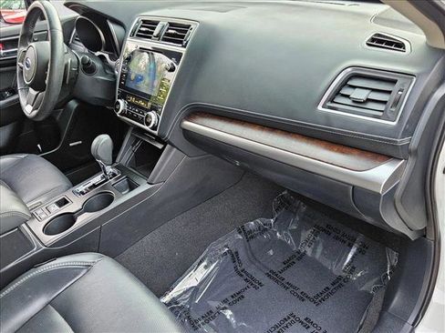 Used 2019 Subaru Outback 3.6R Limited w/ Popular Package #2 AWD/4WD image 22