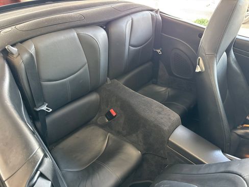 Used 2009 Porsche 911 Cabriolet image 11