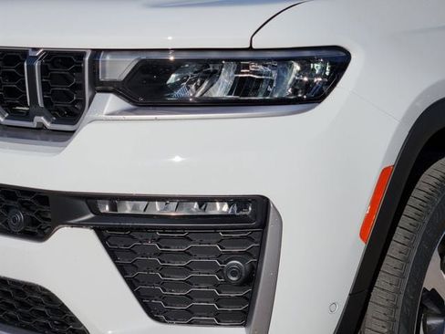 New 2026 Jeep Grand Cherokee Limited image 5