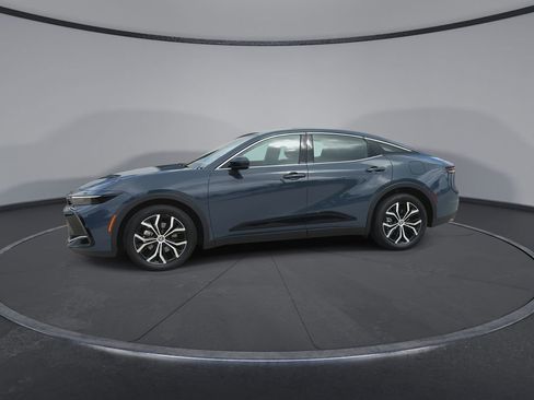 Used 2025 Toyota Crown XLE image 5