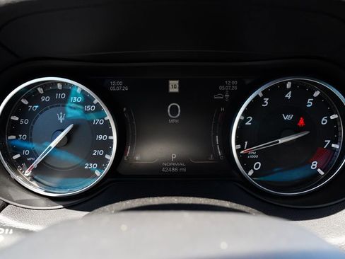 Used 2022 Maserati Levante Modena S AWD/4WD image 28