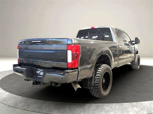 Used 2018 Ford F350 Platinum w/ Platinum Ultimate Package image 5