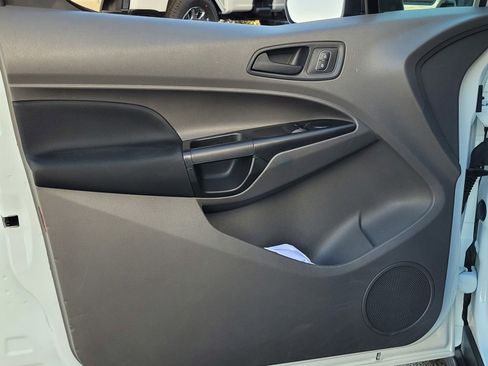 Used 2022 Ford Transit Connect XL image 16